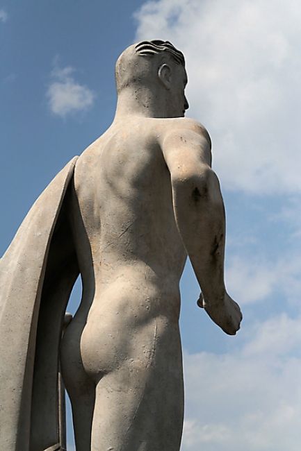 Stadio dei marmi 366